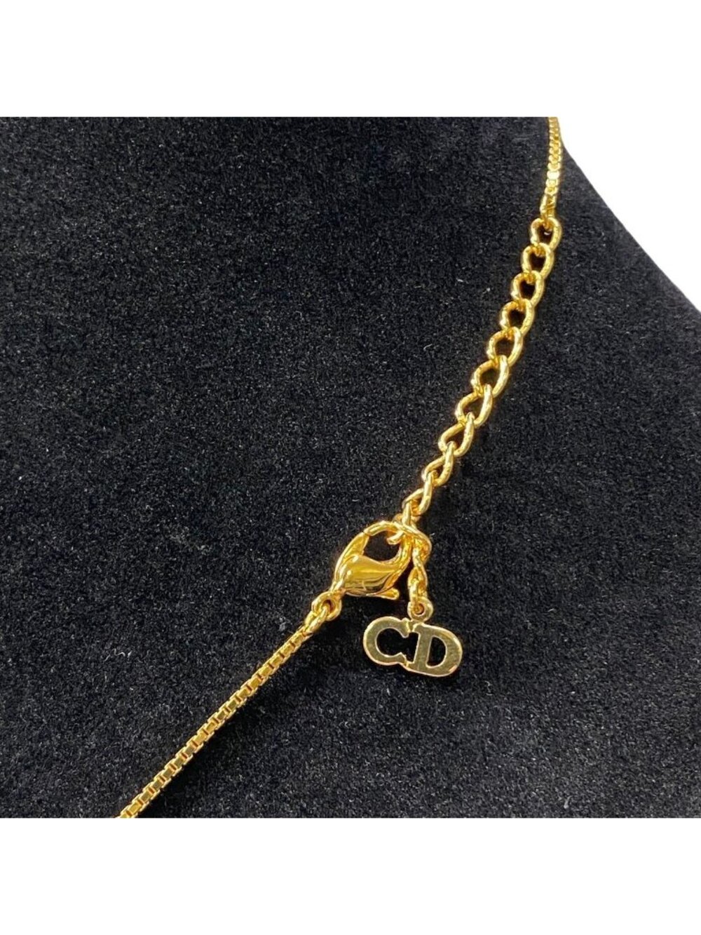 Dior Trotter Plate Gold Necklace - Picture 6 of 6